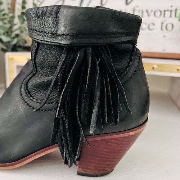 Sam Edelman Louie Western Ankle Boot Bootie Black Fringe Stacked Heel Size 8W - Picture 7 of 7
